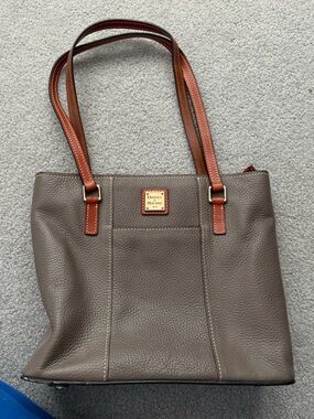 Dooney & Bourke Pebble Grain Small Lexington